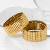Wholesale PVD Coated Real Gold Plated 16K White Plating Stripe 304 Stainless Steel Modern Style Waterproof Non Tarnish Bangle