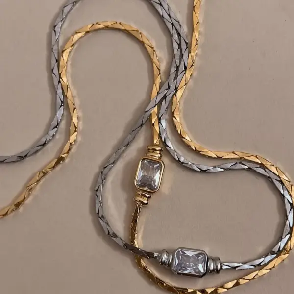 Wholesale 201 Stainless Steel 304 Stainless Steel Glass Gold Plated Elegant Streetwear Plating Inlay Geometric Zircon Bracelets Necklace