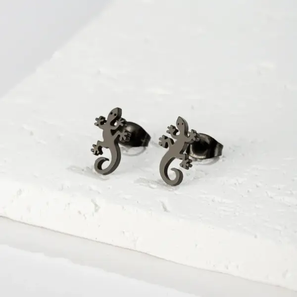 Wholesale PVD Coated 18K Gold Real Gold Plated Animal 304 Stainless Steel Cute Waterproof Non Tarnish Ear Studs