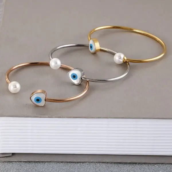 Wholesale PVD Coated 18K Gold Plated Heart Titanium Steel Korean Style Waterproof Non Tarnish