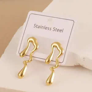 Gold / Average Size / Style 136