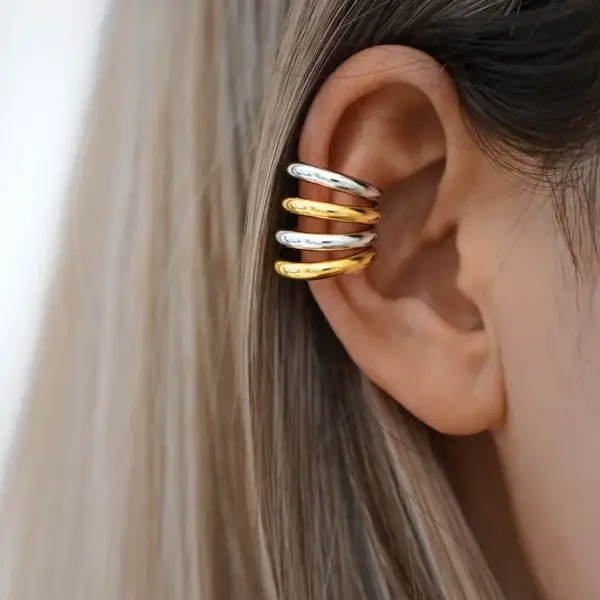 Wholesale Ion Plating (IP) Real Gold Plated 18K Gold Lines 304 Stainless Steel Casual Simple Style Waterproof Non Tarnish Ear Cuffs