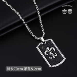 8220# dagger brand necklace