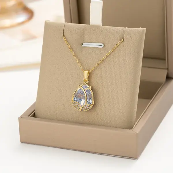 Wholesale Classic Simple Fashion Titanium Steel Necklace Women's Versatile Clavicle Chain Real Gold Plating Internet Famous Jewelry