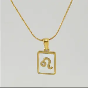 Gold / Leo-Snake bones chain