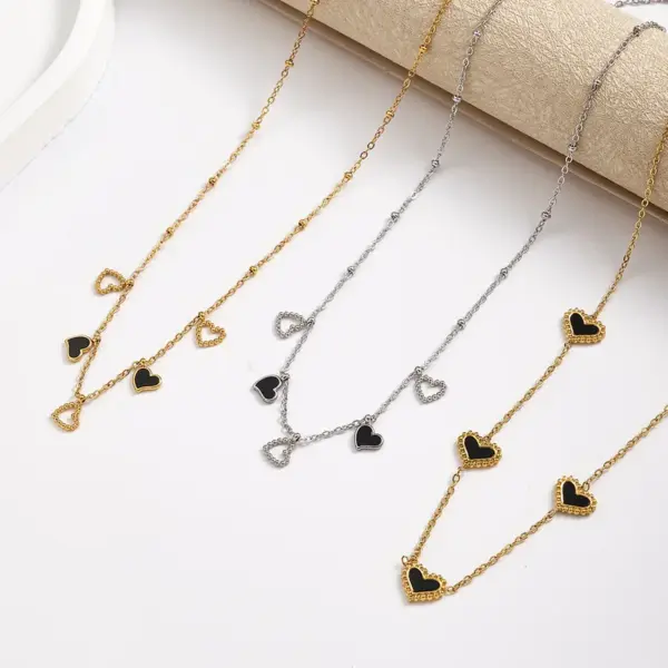 Wholesale PVD Coated 18K Gold Plated Heart Shape 304 Stainless Steel Casual Basic Sweet Handmade Polishing Pendant Necklace Multi Charms