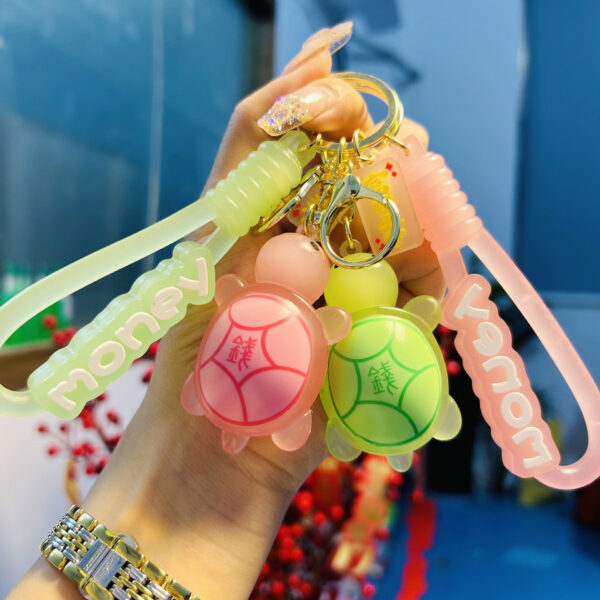 Wholesale Internet Celebrous Luminous Money Little Turtle Keychain Cute School Bag Pendant Key Chain Accessories Doll Machine Gift