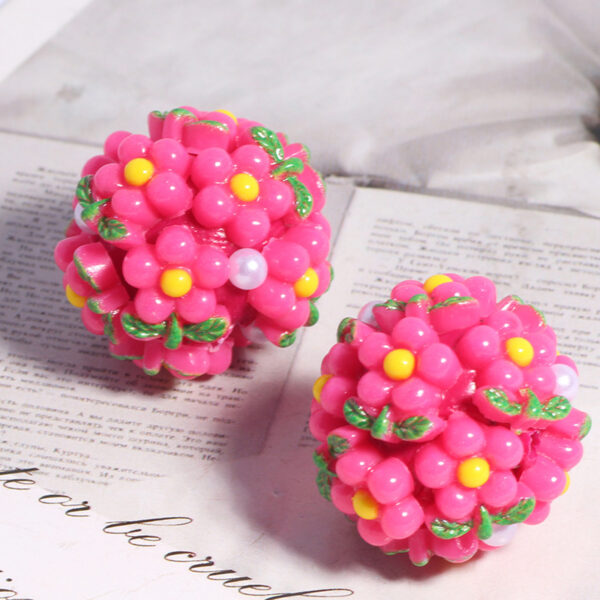 Wholesale Fresh and cute floral DIY keychain jewelry with straight beads.