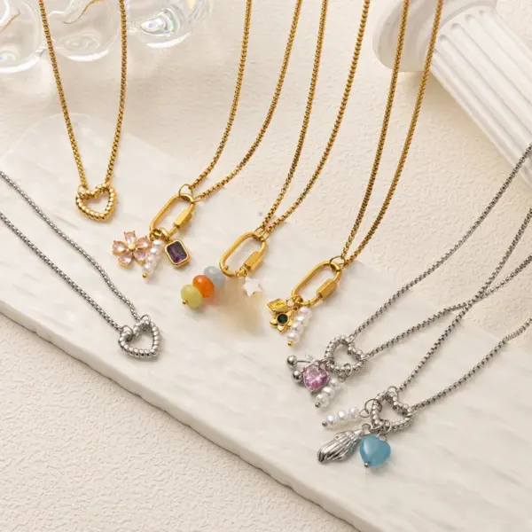 PVD Coated 18K Gold Plated Conch Heart Shape Flower 201 Stainless Steel 304 Retro Classic Style Waterproof Non Tarnish Pendant Necklace