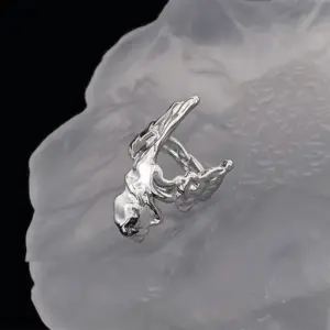 25# Irregular Ring J0320