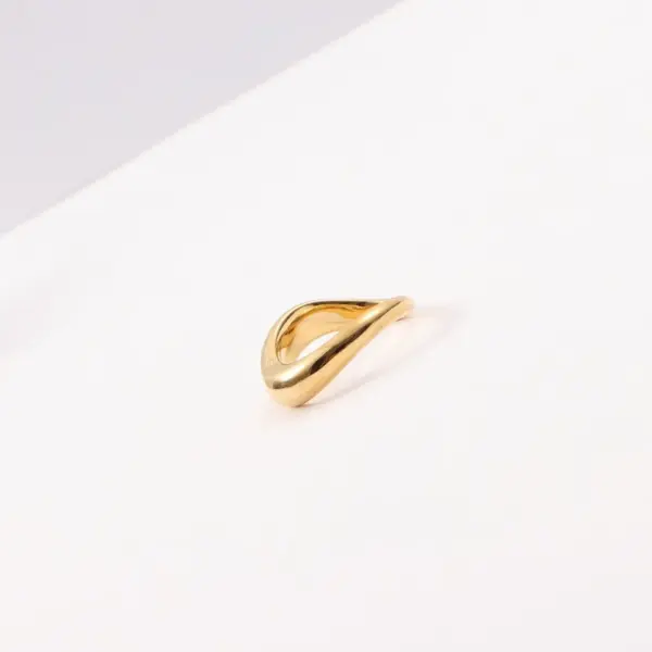 Curved Arc Surface 304 Stainless Steel Ring Plated 18K Gold Geometric Pattern Sporty Style Women's Bracelet Diamond Embedded