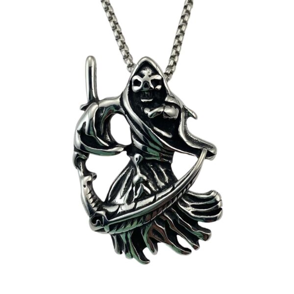 Wholesale Foreign trade Halloween fashion jewelry vintage necklace sweater chain death sickle skull stainless steel pendant necklace
