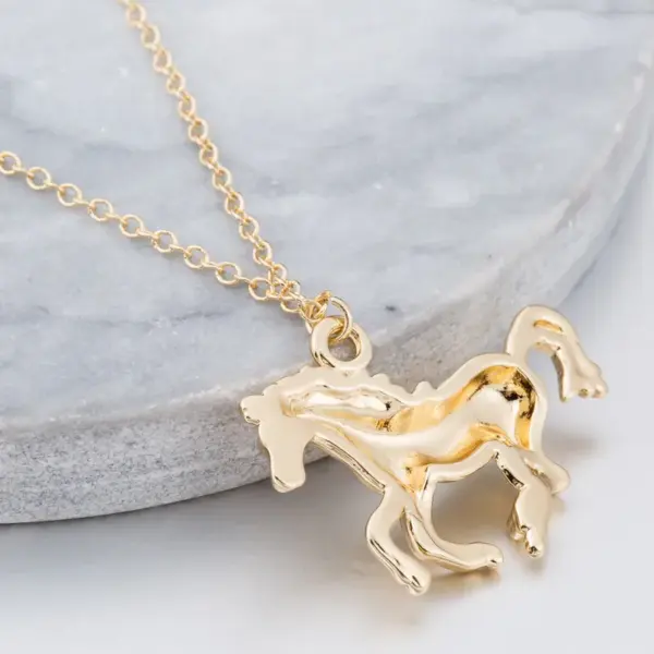 Wholesale Fashion Korean Style Horse Copper Plating Gold Plated Silver Plated Pendant Necklace