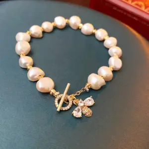 1# Bracelet-Freshwater Pearl.