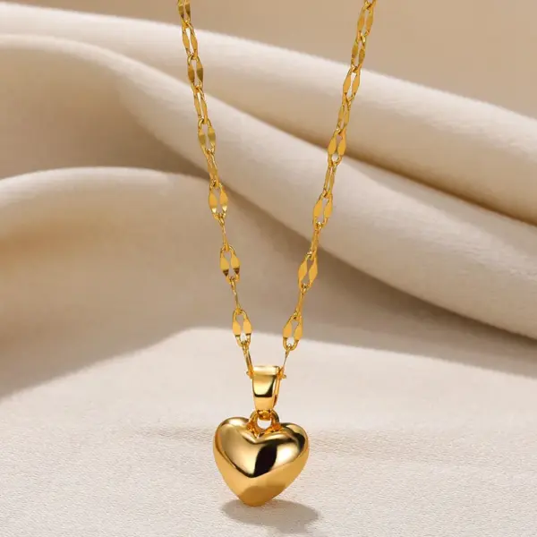 Wholesale PVD Coated Real Gold Plated Heart Shape 304 Stainless Steel Elegant Modern Style Waterproof Non Tarnish 304 Stainless Steel Lobster Trigger Clasp Closure Pendant Necklace