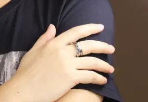 Electroplating Golden Plated Circle Titanium Steel Ethnic Style Rings