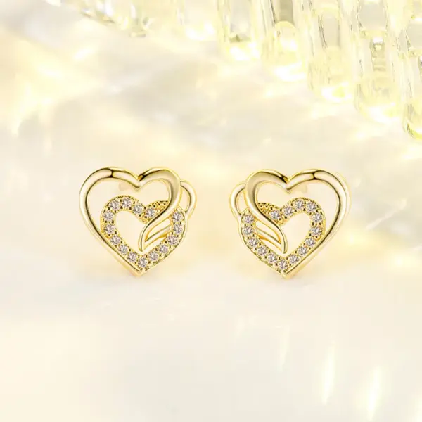 Wholesale Fashion Heart Shape Copper Inlay Zircon Ear Studs 1 Pair