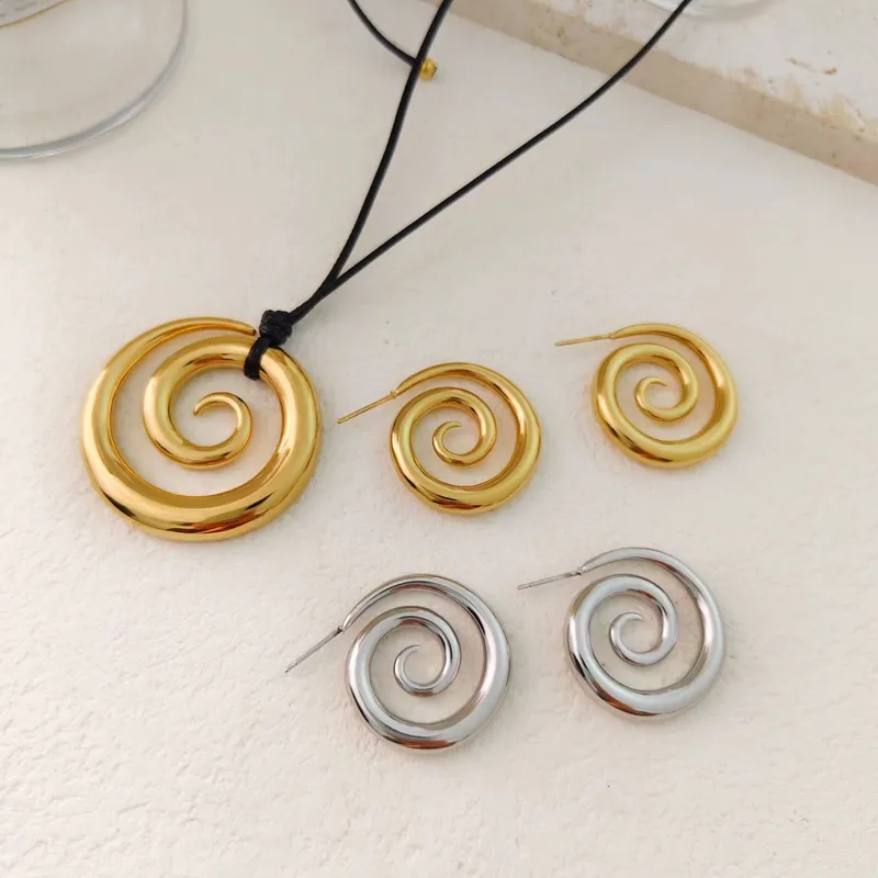 Wholesale PVD Coated 18K Gold Plated Real Gold Plated Geometric 304 Stainless Steel Casual Simple Style Waterproof Non Tarnish Earrings Necklace