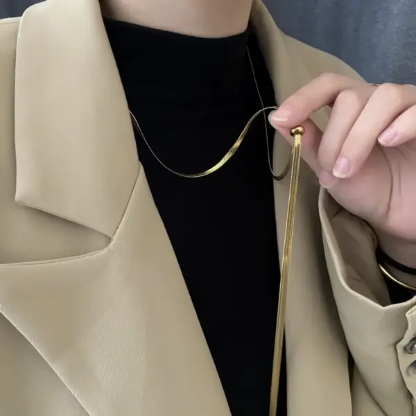 Wholesale 304 Stainless Steel Solid Color Vacuum Plating Titanium Steel Real Gold Plated Simple Style Waterproof Non Tarnish Plating Snake Chain Silver Sweater Chain
