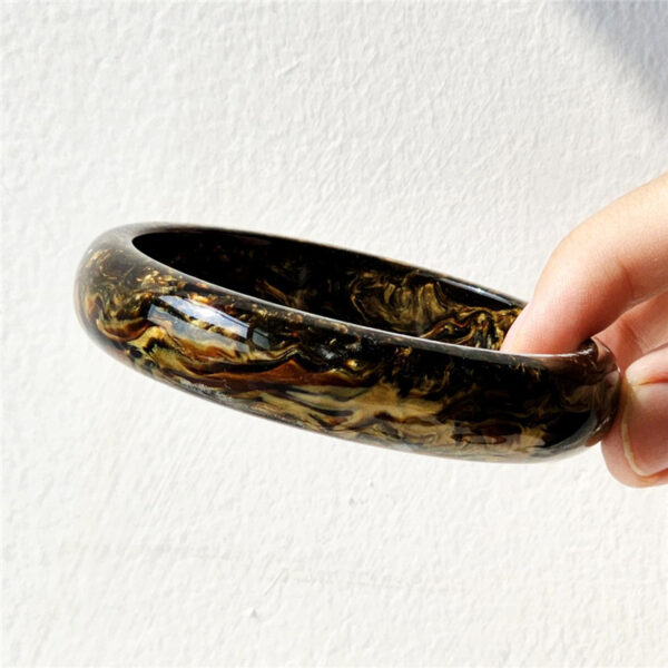 oly-7cbccf868a042aecd6925adc6c65572c Wholesale Vintage Gilded Imitation Marble Stacking Bracelet