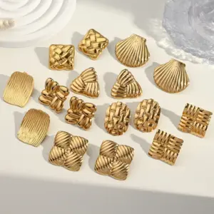 Wholesale Electroplating Golden Plated Triangle Square Oval 304 Stainless Steel Casual Simple Style Polishing Plating Earrings
