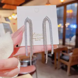 E0250 Silver Needle