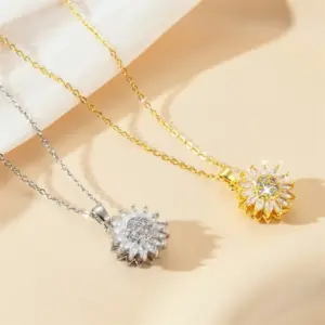 SUNFLOWER Necklace / Gold
