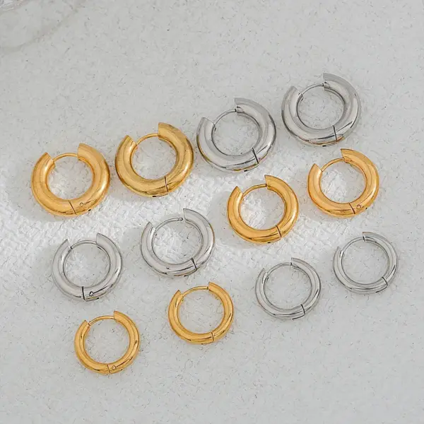 Ion Plating (IP) Round 304 Stainless Steel Casual Simple Style Waterproof Non Tarnish Earrings