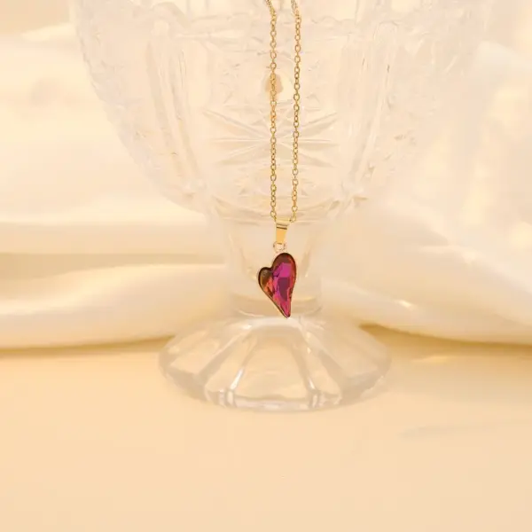 Electroplating 18K Gold Golden Plated Heart Shape 304 Stainless Steel Simple Style 304 Stainless Steel Pendant Necklace