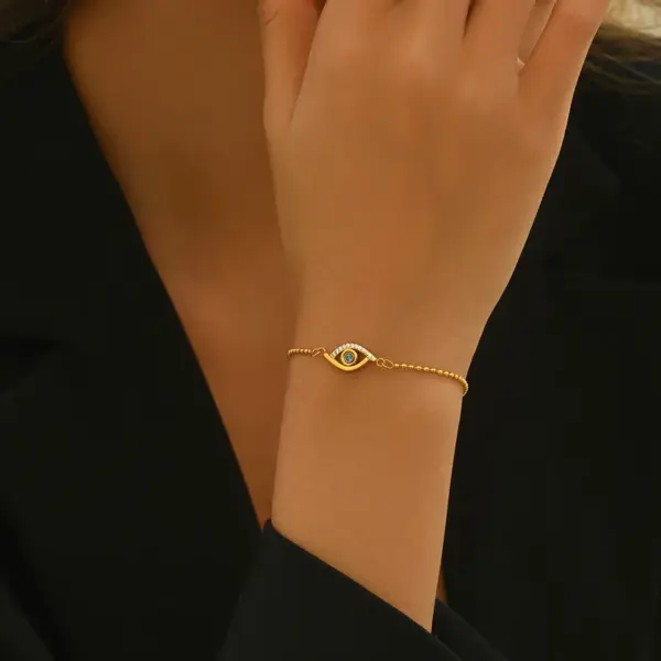 PVD Coated Real Gold Plated 18K Gold Eye 304 Stainless Steel Retro Waterproof Non Tarnish 304 Stainless Steel Bracelets Necklace