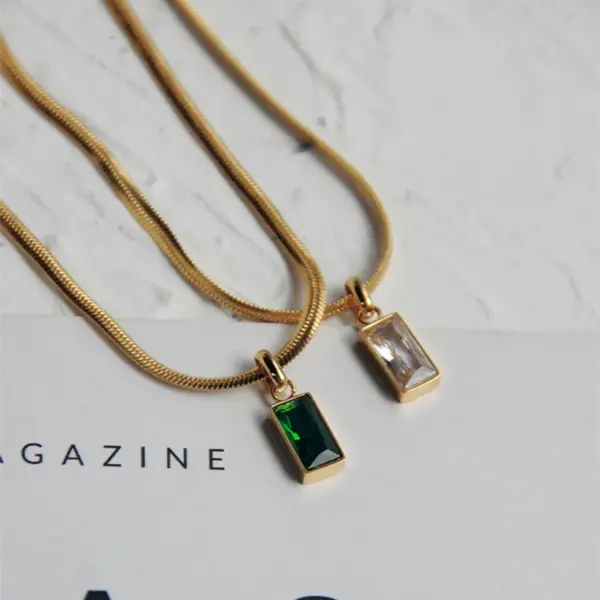 Wholesale Jewelry Retro Simple Style Square Titanium Steel Rhinestones Plating Inlay Pendant Necklace
