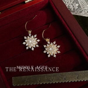 Snowflake zirconia