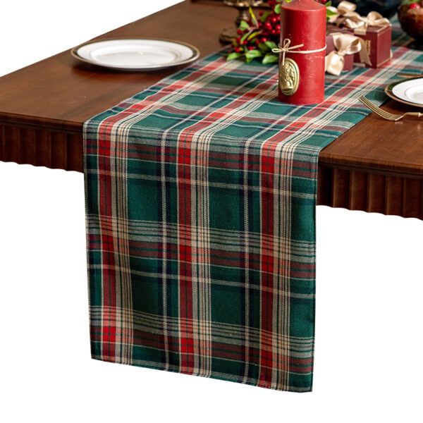 Wholesale Christmas brushed plaid table runner