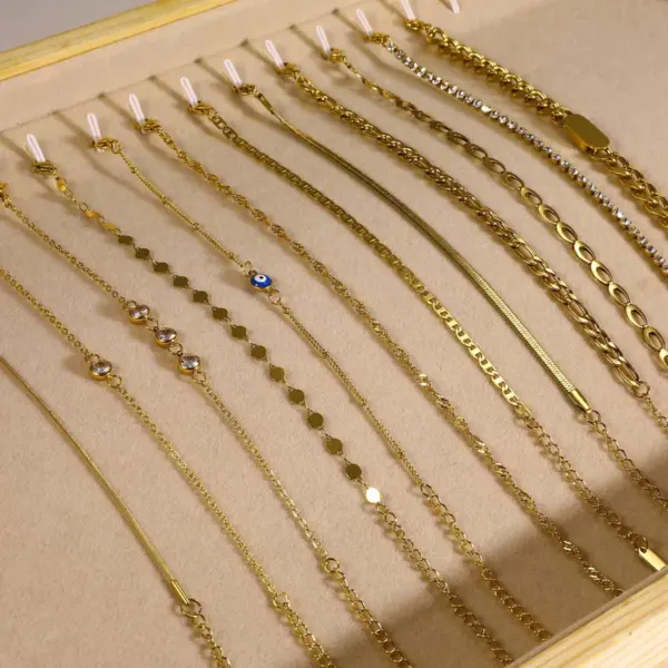 Wholesale Simple Style Classic Style Solid Color 201 Stainless Steel Bracelets In Bulk