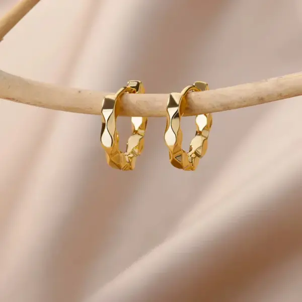 Copper Flower Butterfly PVD Coated 18K Real Gold Plated Elegant Classic Style Hoop Earrings
