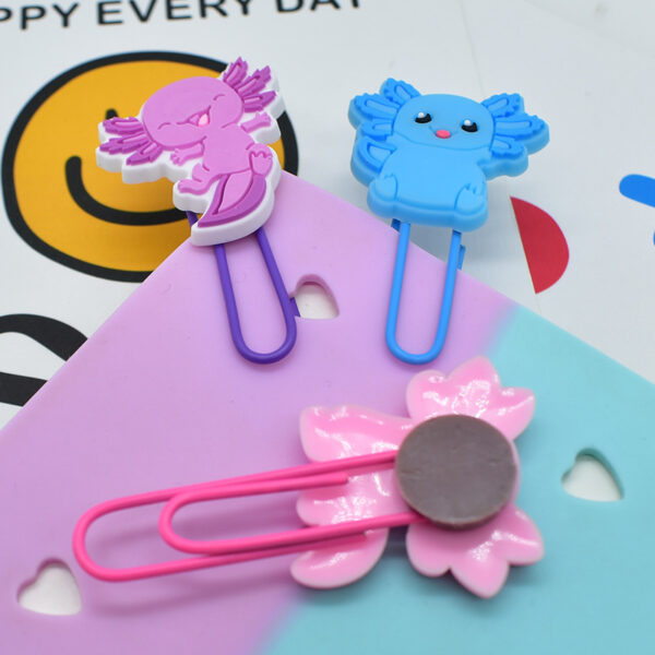 Wholesale Random 50pcs Cartoon Ocean Salamander Animal Paperclip Bookmark Cute Page Break Colorful Paperclip Metal Clip