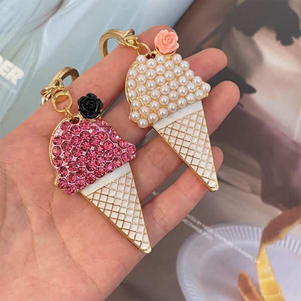 Wholesale New Creative Korean Style Pearl Ice Cream Car Keychain Women's Bag Pendant Metal Key Chain Ring Diamond Gift