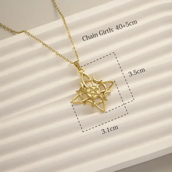 Wholesale 201 Stainless Steel 304 Stainless Steel Ferroalloy Moon Heart Shape Flower Electroplating Ion Plating (IP) Real Gold Plated Retro IG Style Waterproof Non Tarnish Gold Pendant Necklace