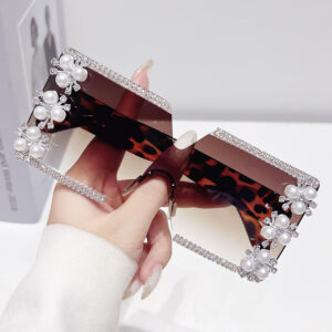 C5 tortoiseshell frame tea slices