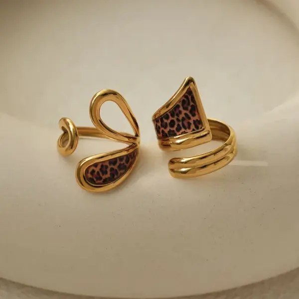 Wholesale Gold Plated Stainless Steel Ring Leopard Print Adjustable Size Vacuum Electroplating 18K Gold Adult Women Artistic Jewelry