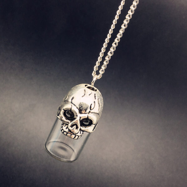 Wholesale Gothic Skull Pendant Hair Collection Commemorative Glass Wishing Bottle Openable Pet urn Necklace