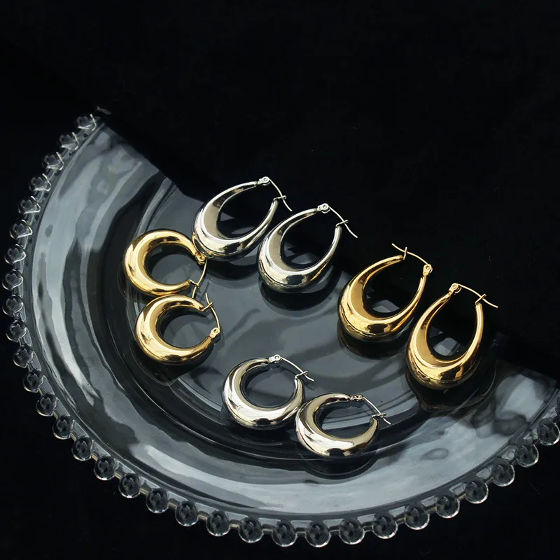 Wholesale Fashion Solid Color Titanium Steel Hoop Earrings 1 Pair