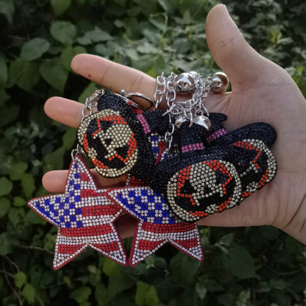 Wholesale Diamond studded national flag five pointed star keychain