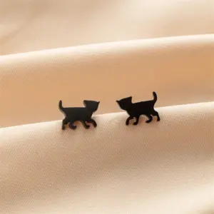 755 / Black