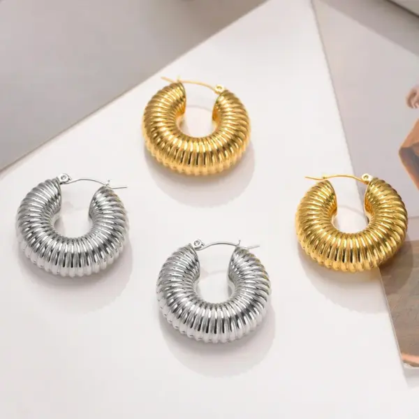 1 Pair Fashion Round Plating 201 Stainless Steel Gold Plated Stainless Steel Earrings