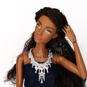 Necklace---style 1 / 11inch doll is applicable