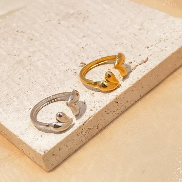 PVD Coated Real Gold Plated 18K Gold Heart Shape 304 Stainless Steel Casual Retro Marine Style Waterproof Non Tarnish Open Rings