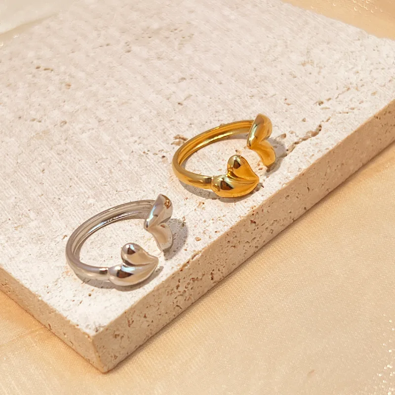 Wholesale PVD Coated Real Gold Plated 18K Gold Heart Shape 304 Stainless Steel Casual Retro Marine Style Waterproof Non Tarnish Open Rings