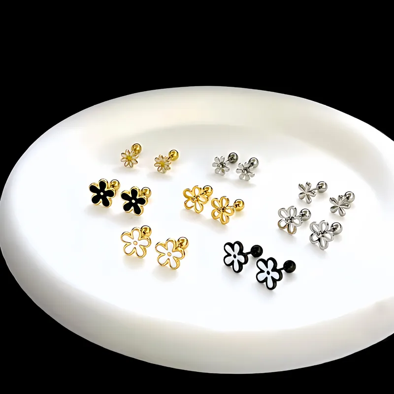 Wholesale 1 Piece Cute Simple Style Flower Plating Titanium Steel Ear Studs