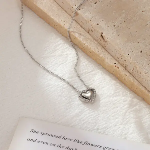 Ion Plating (IP) 18K Gold Platinum Real Plated Heart Shape 304 Stainless Steel Vintage Style Sweet Waterproof Non Tarnish Pendant Necklace